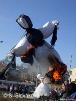 * Z DĚNÍ VE MĚSTĚ