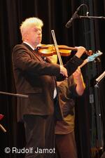 * Z DĚNÍ VE MĚSTĚ