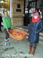 * Z DĚNÍ VE MĚSTĚ